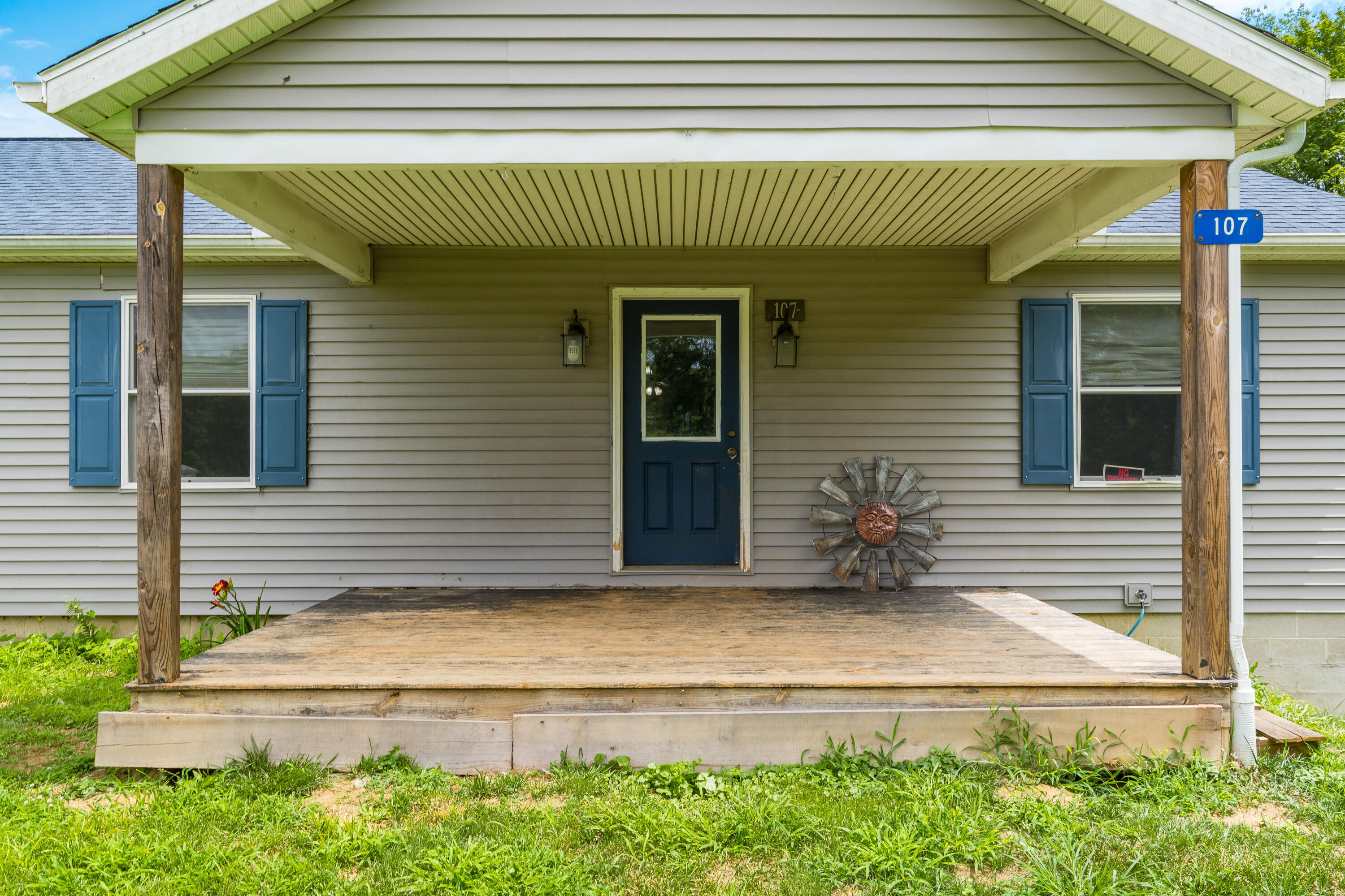 Property Photo: 107 Main Street OH 45695