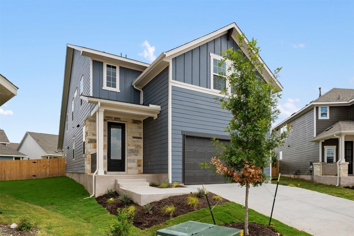Property Photo: 221 Kings Canyon Drive TX 78620
