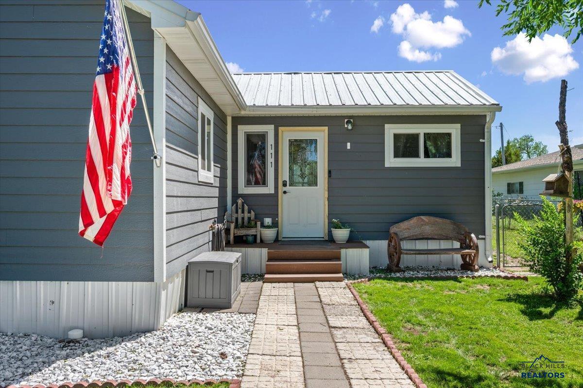 Property Photo: 111 5th St SD 57760