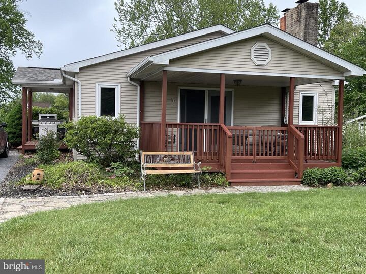Property Photo: 12 Sunshine Trail PA 17320