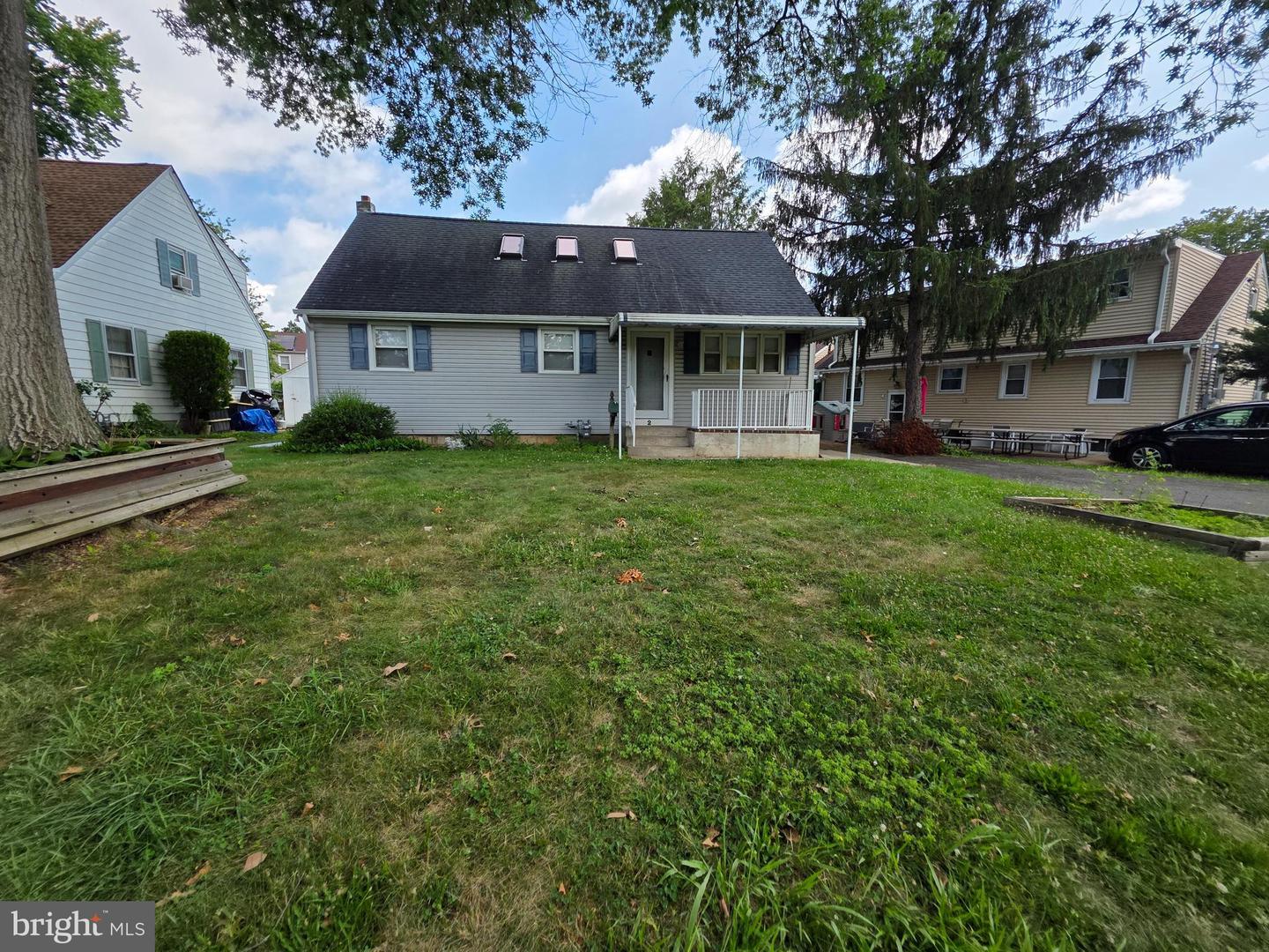 2 McCarthy Drive  Ewing NJ 08618 photo