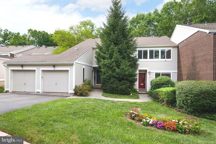 16 Cameron Court  Princeton NJ 08540 photo
