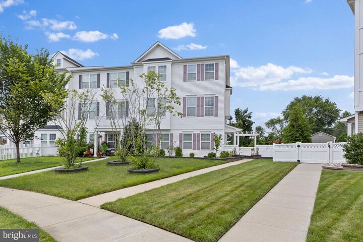 Property Photo:  6 Mountie Lane  NJ 08515 