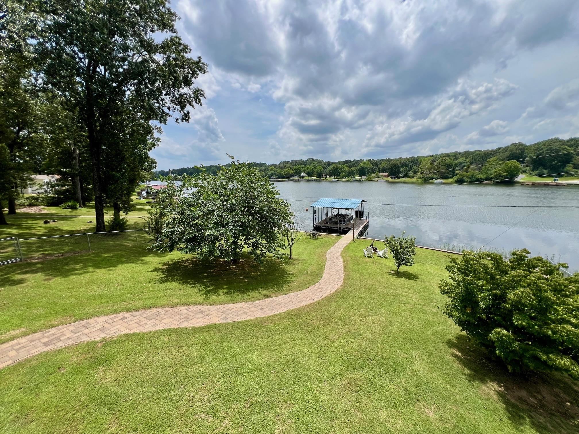 Property Photo: 711 Leewood Drive AR 71512
