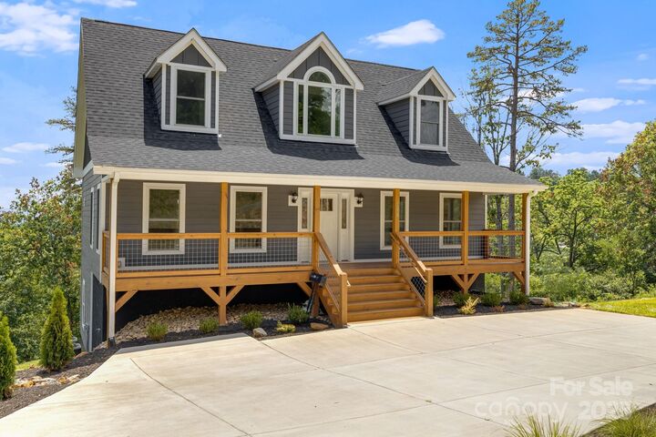 Property Photo: 338 Espen Ridge NC 28804