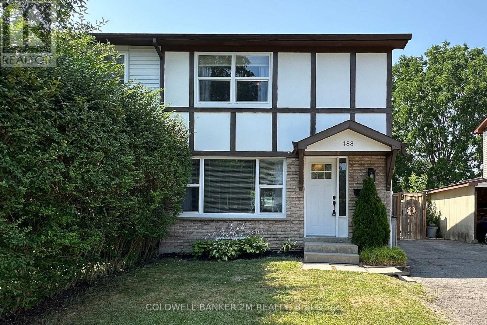Property Photo:  488 Gaylord Drive  ON L1K 1L5 