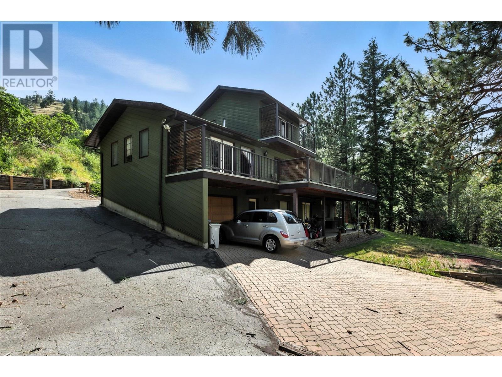 Property Photo: 4930 Uplands Drive BC V2C 6S9