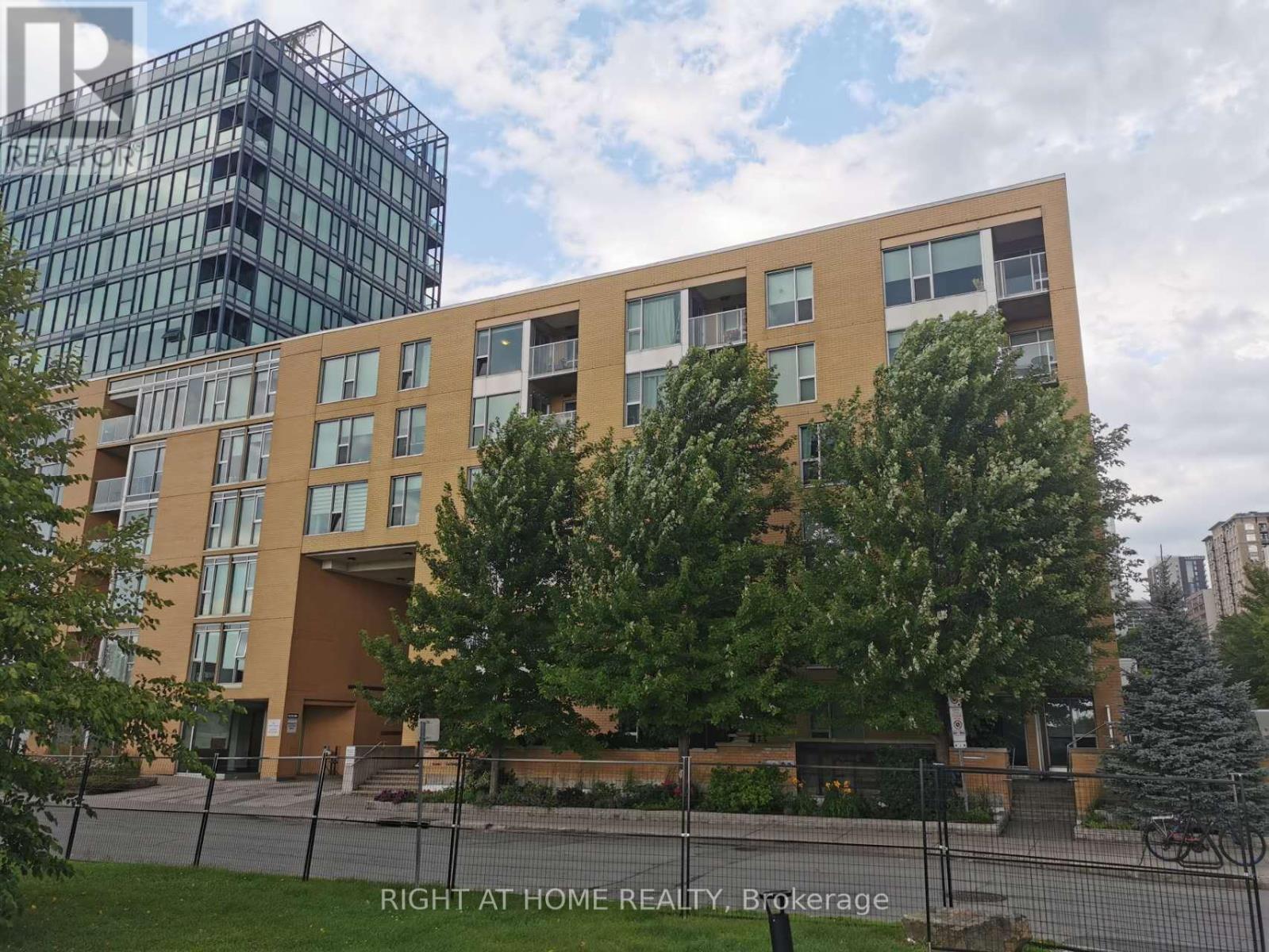 Property Photo: 250 Lett Street 117 ON K1N 5T4