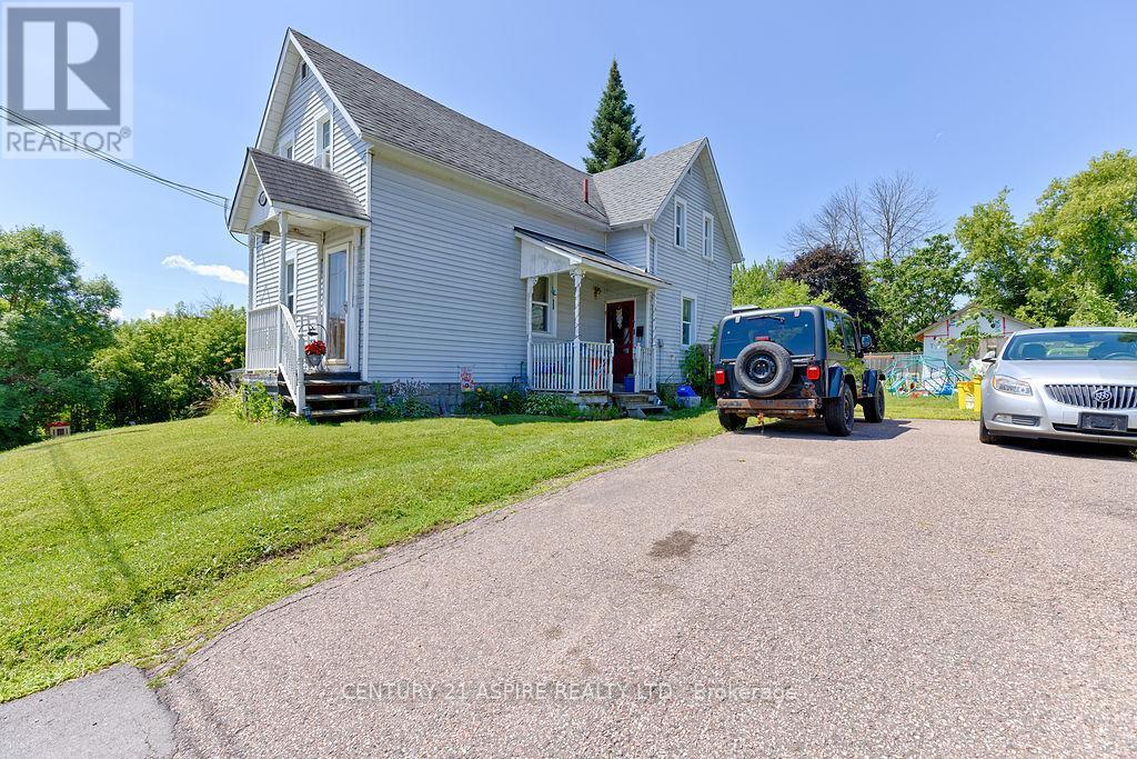 Property Photo: 418 Murray Street ON K8A 4P6