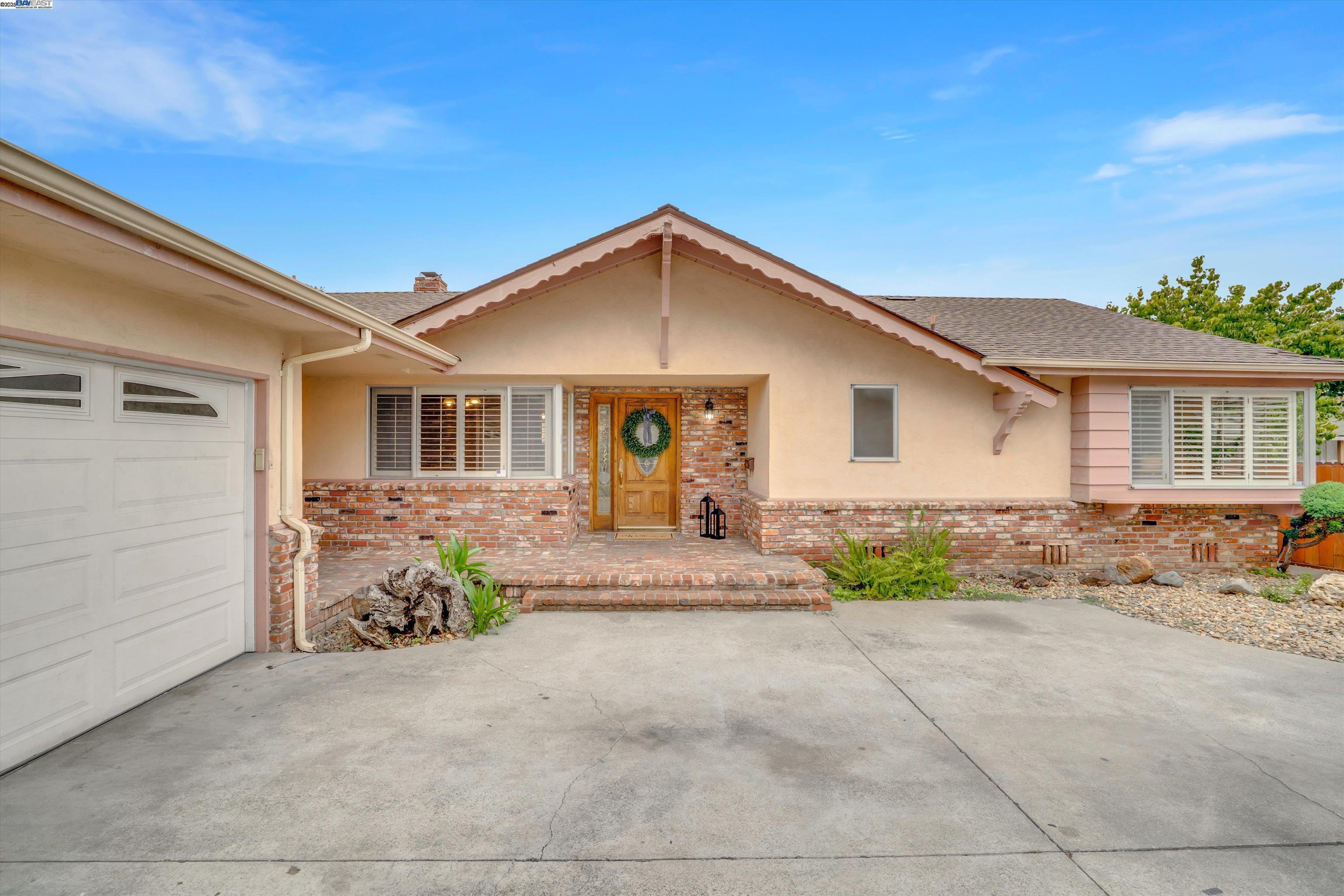 Property Photo: 1659 Morgan Ave CA 94577