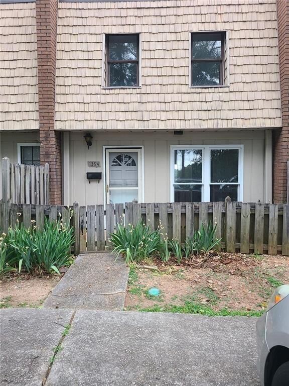 1394 Wood Circle S  Morrow GA 30260 photo