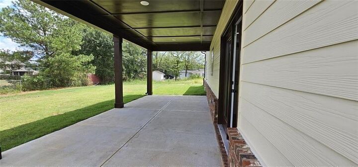 Property Photo: 2996 Langley Road SW GA 30052
