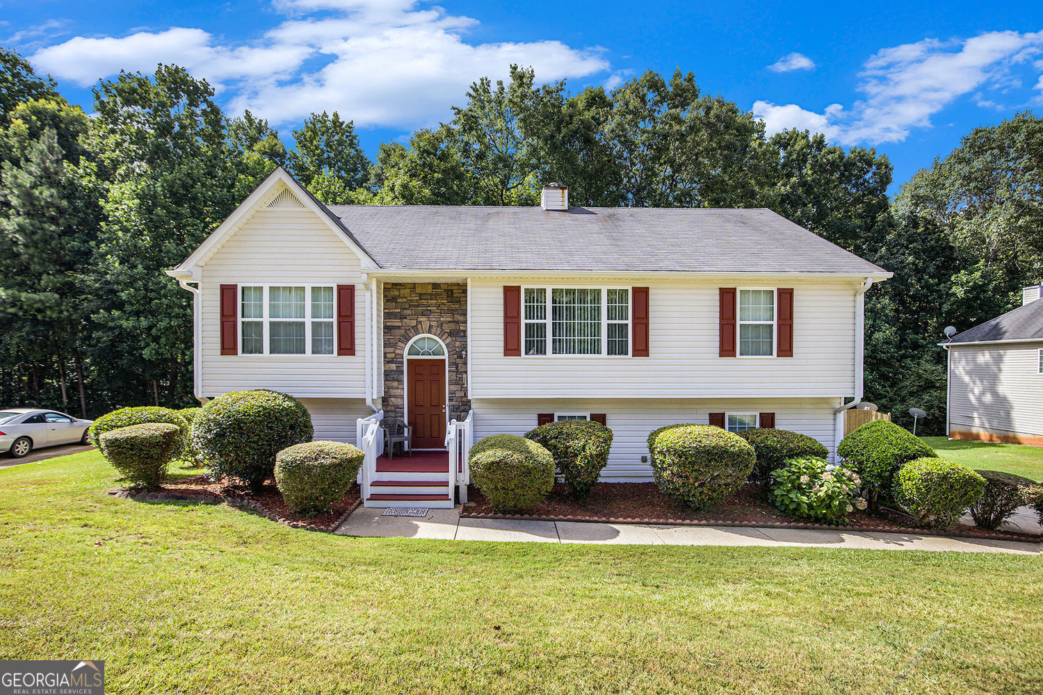 Property Photo: 1670 Harvest Hill Hill GA 30134