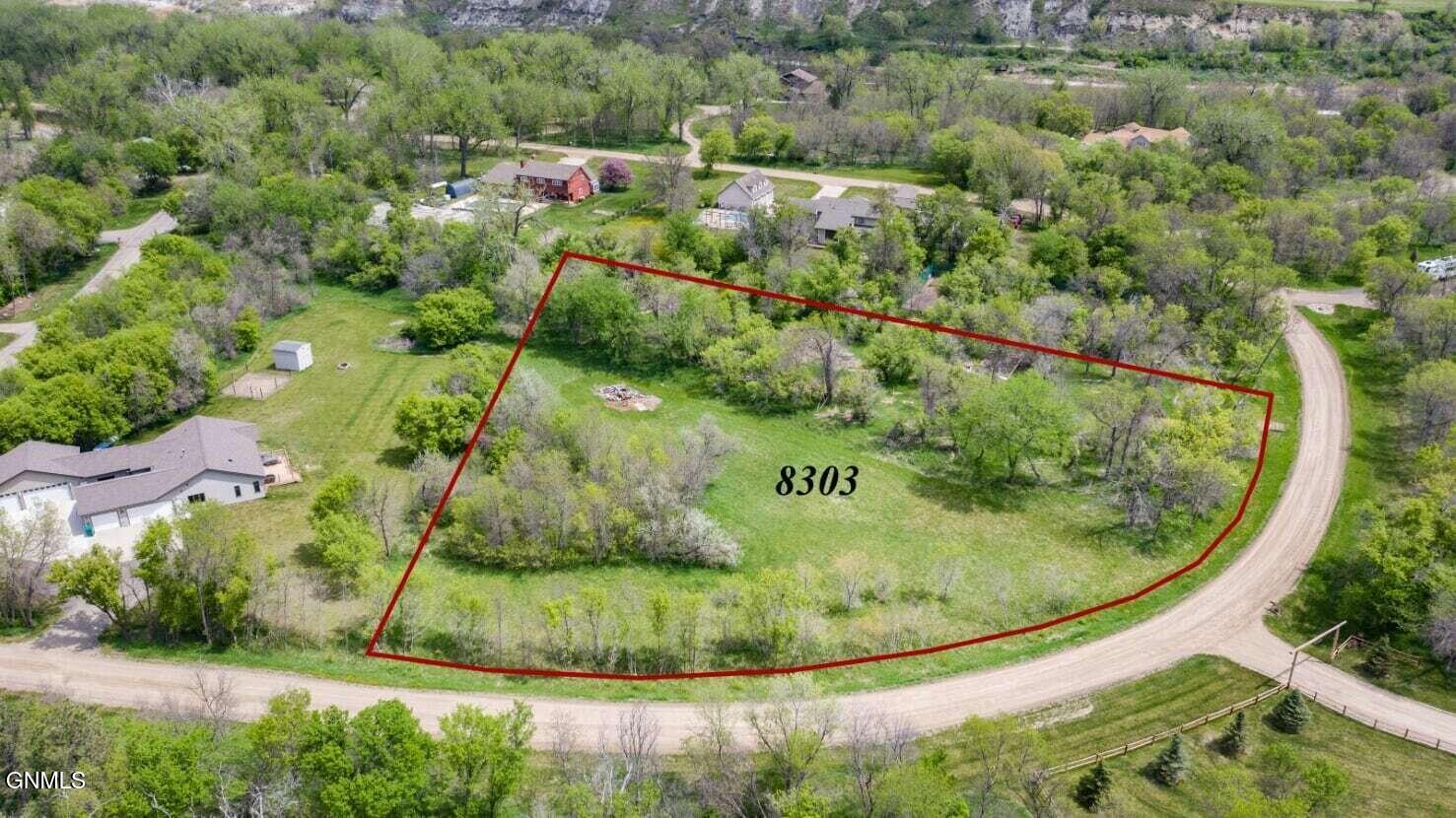 Property Photo:  8303 Briardale Loop  ND 58504 