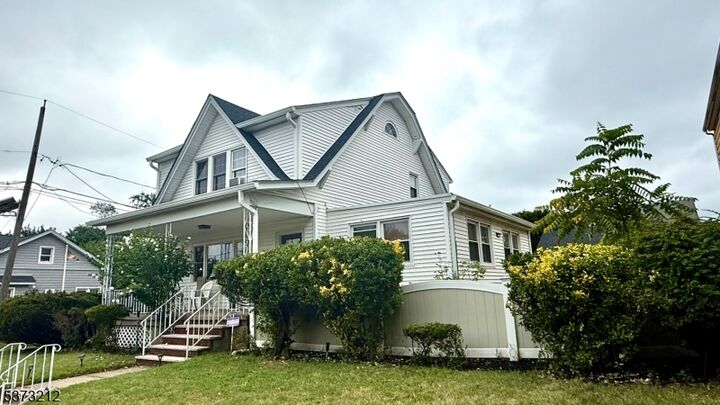 10 Berdan Ave  Fair Lawn Boro NJ 07410 photo