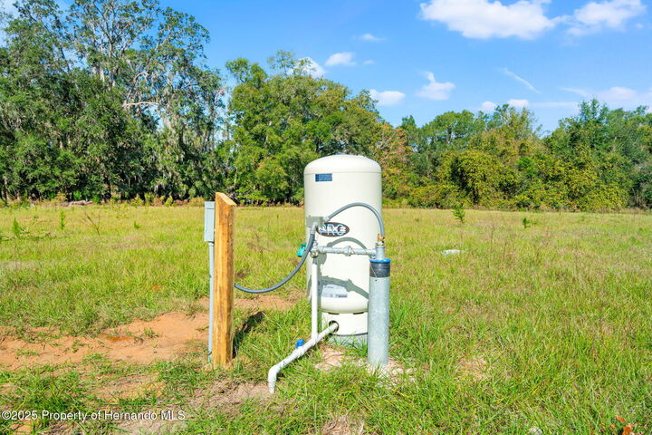 Property Photo:  22325 Whitman Road  FL 34601 