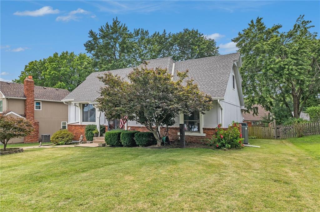 Property Photo: 10226 Gillette Street KS 66215