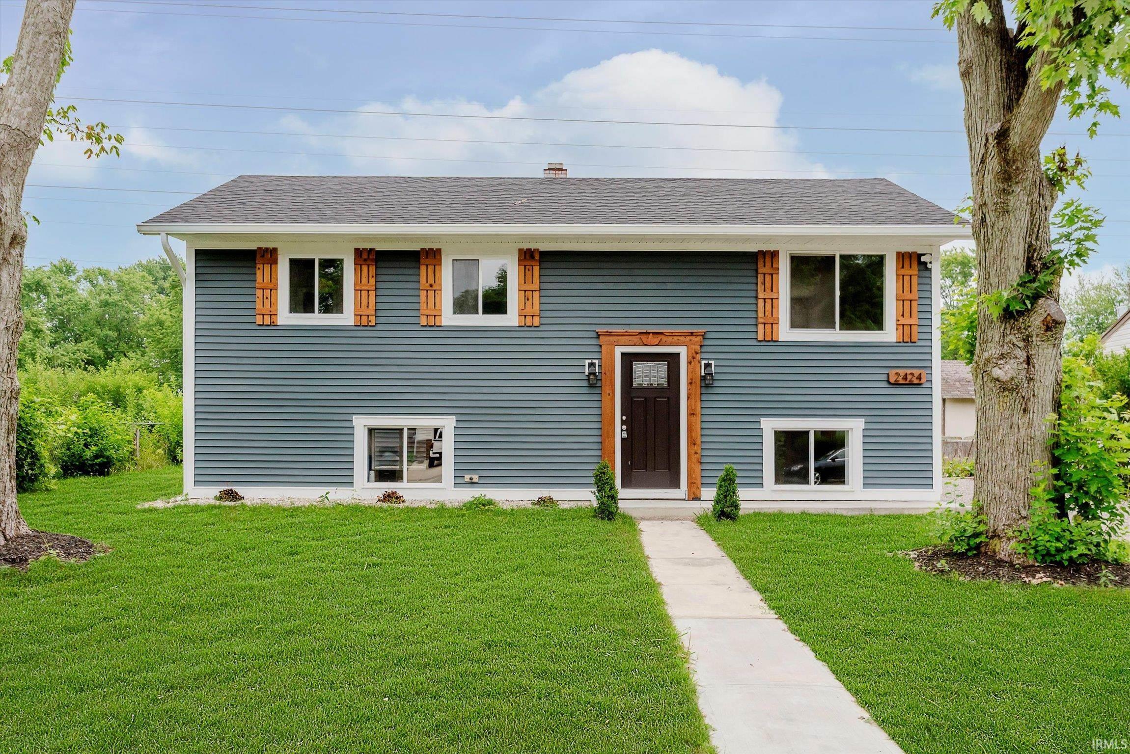 Property Photo: 2424 Balmoral Boulevard IN 46902-3180