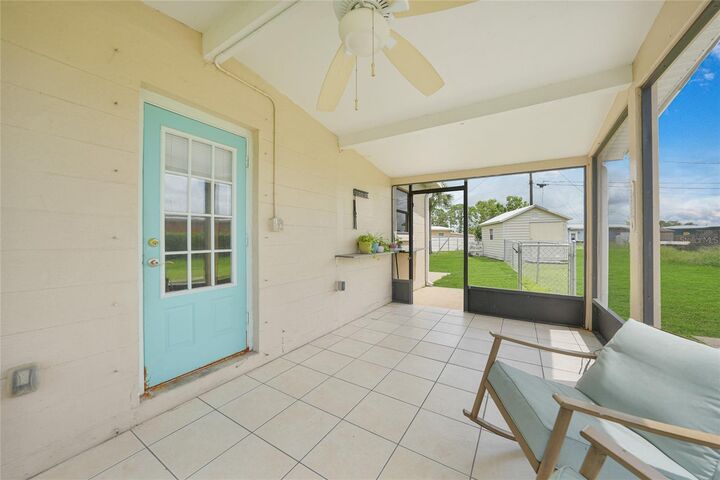 Property Photo: 8884 Agress Avenue FL 34287