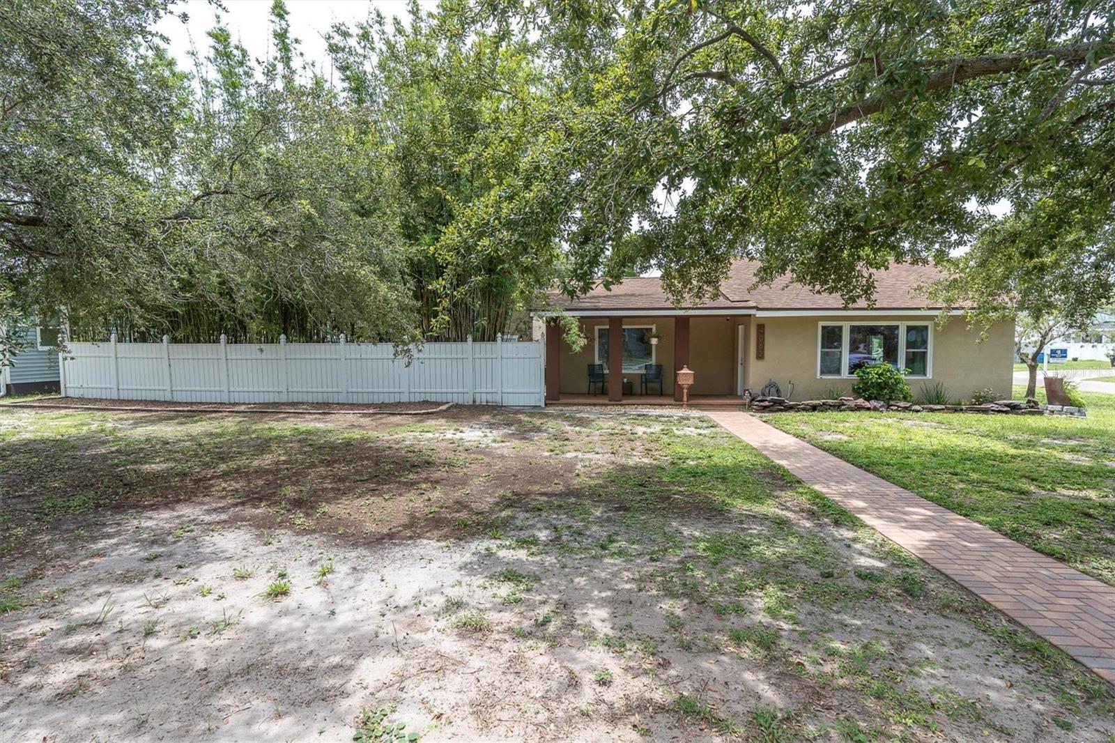 Property Photo: 4062 9th Avenue N FL 33713
