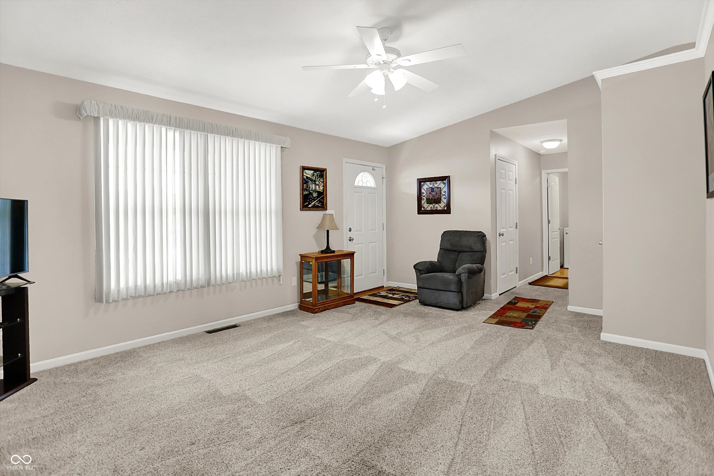 Property Photo: 822 Allendale Drive IN 47274