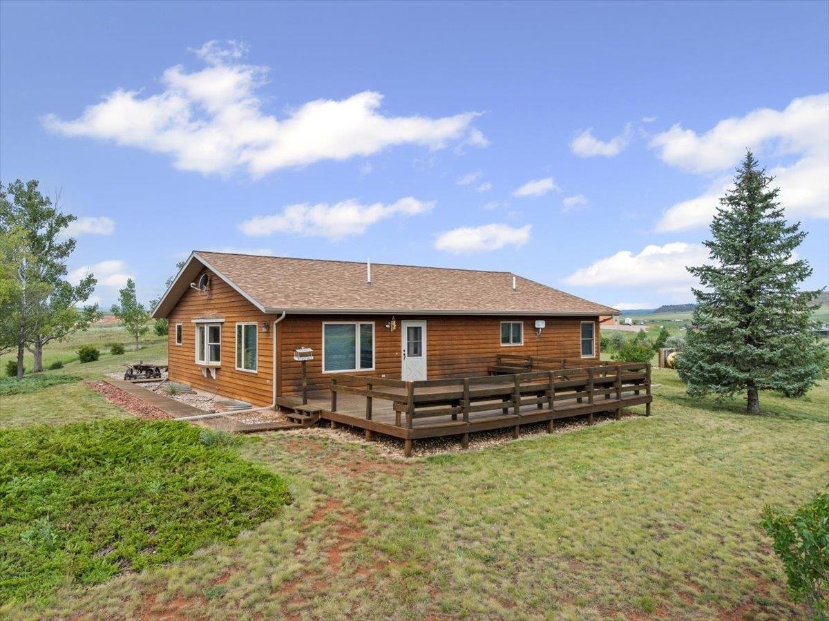 Property Photo: 591 Redwater Road WY 82712