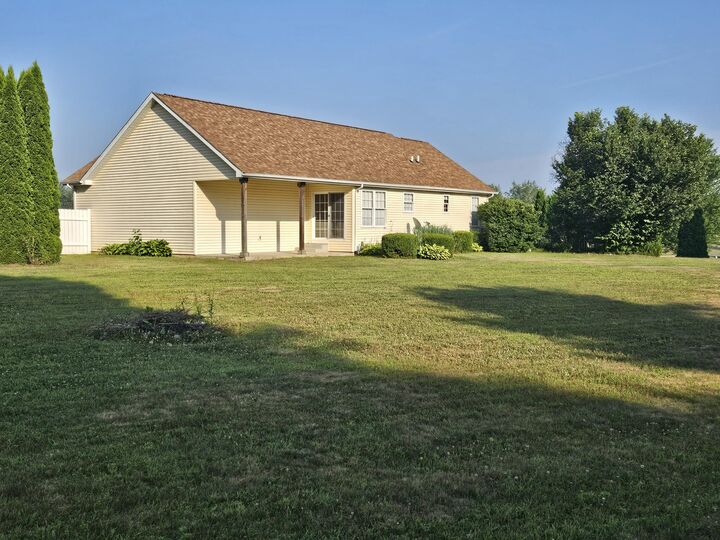 Property Photo: 7969 Lancaster Lane MI 49051