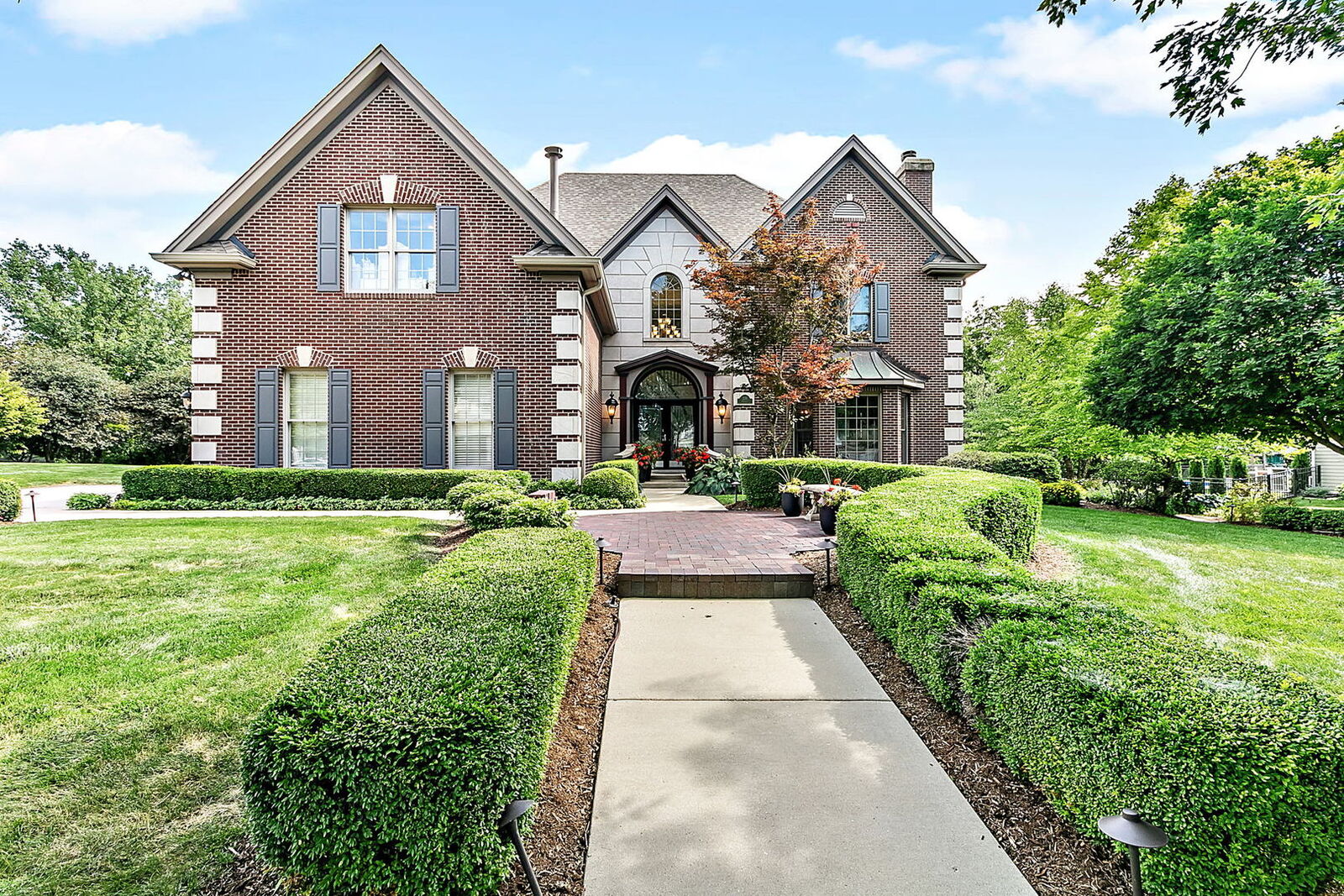 Property Photo: 236 Sherlock Street IL 60423