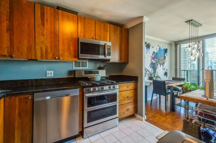 Property Photo:  400 E Randolph Street 3918  IL 60601 