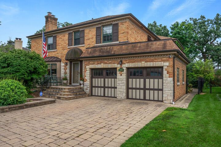 7833 W Cortland Street  Elmwood Park IL 60707 photo