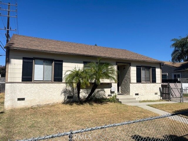 Property Photo: 11209 Dalwood Avenue CA 90650