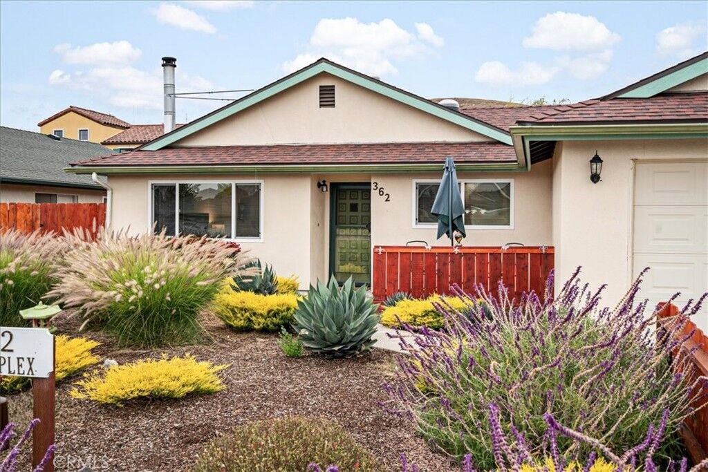 Property Photo:  362 Calle Lupita  CA 93401 