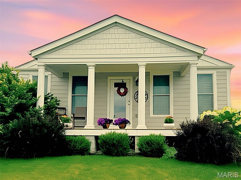Property Photo: 12 Freehold Rock Place MO 63301