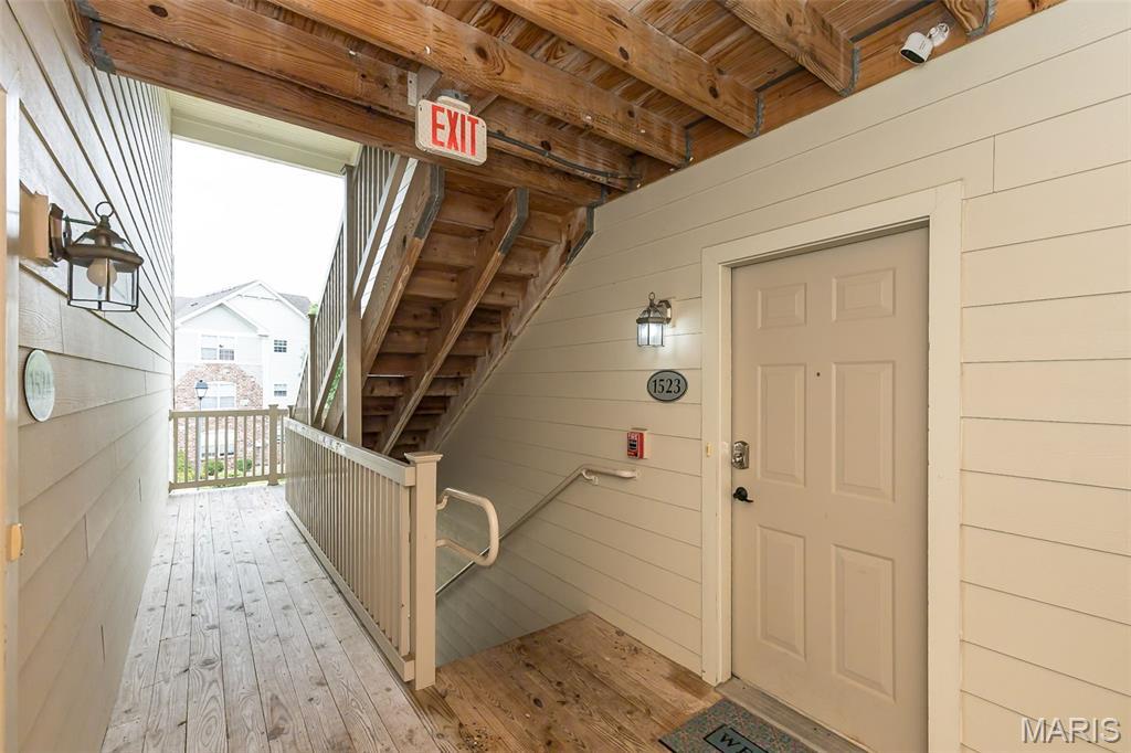 Property Photo: 1523 Piedmont Circle MO 63304