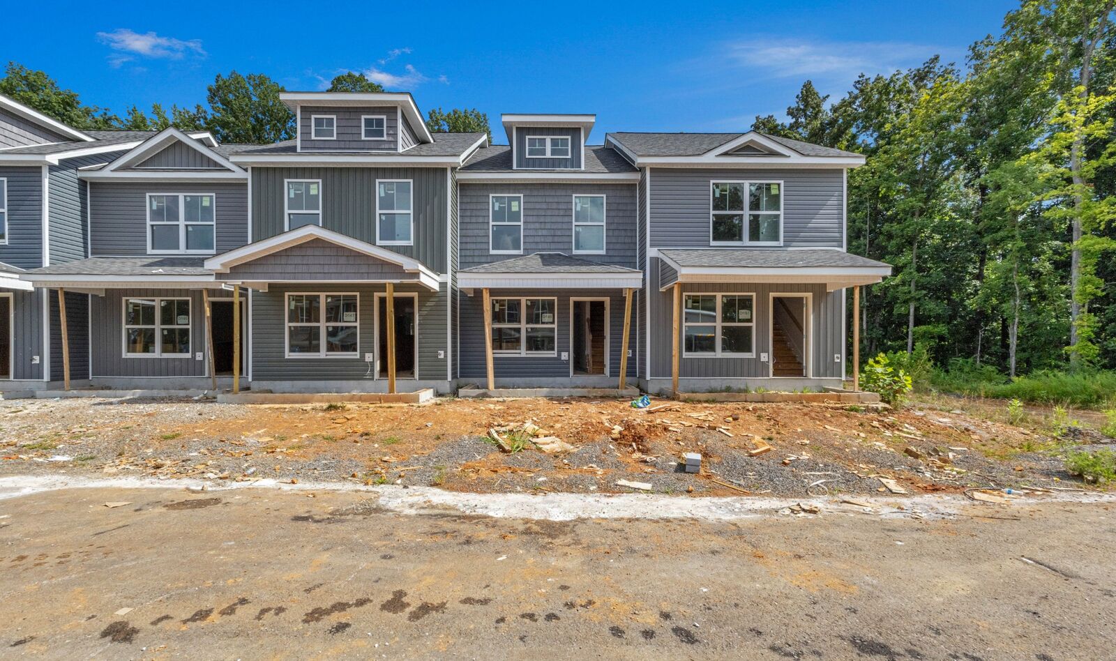 Property Photo: 151 Quarry Point Dr D-151 TN 37043