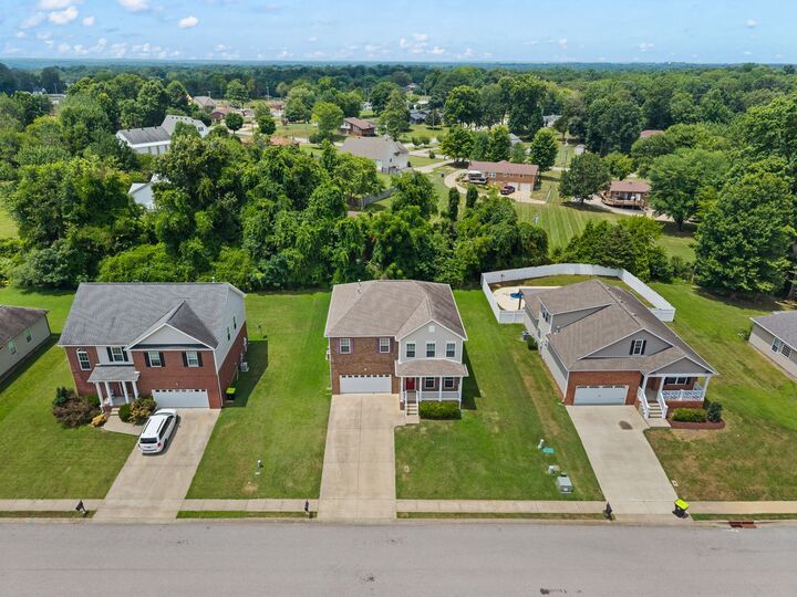 Property Photo:  388 Abeline Dr  TN 37043 