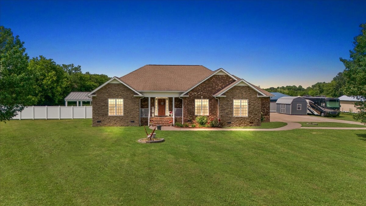 Property Photo: 1790 Unionville Deason Rd TN 37020