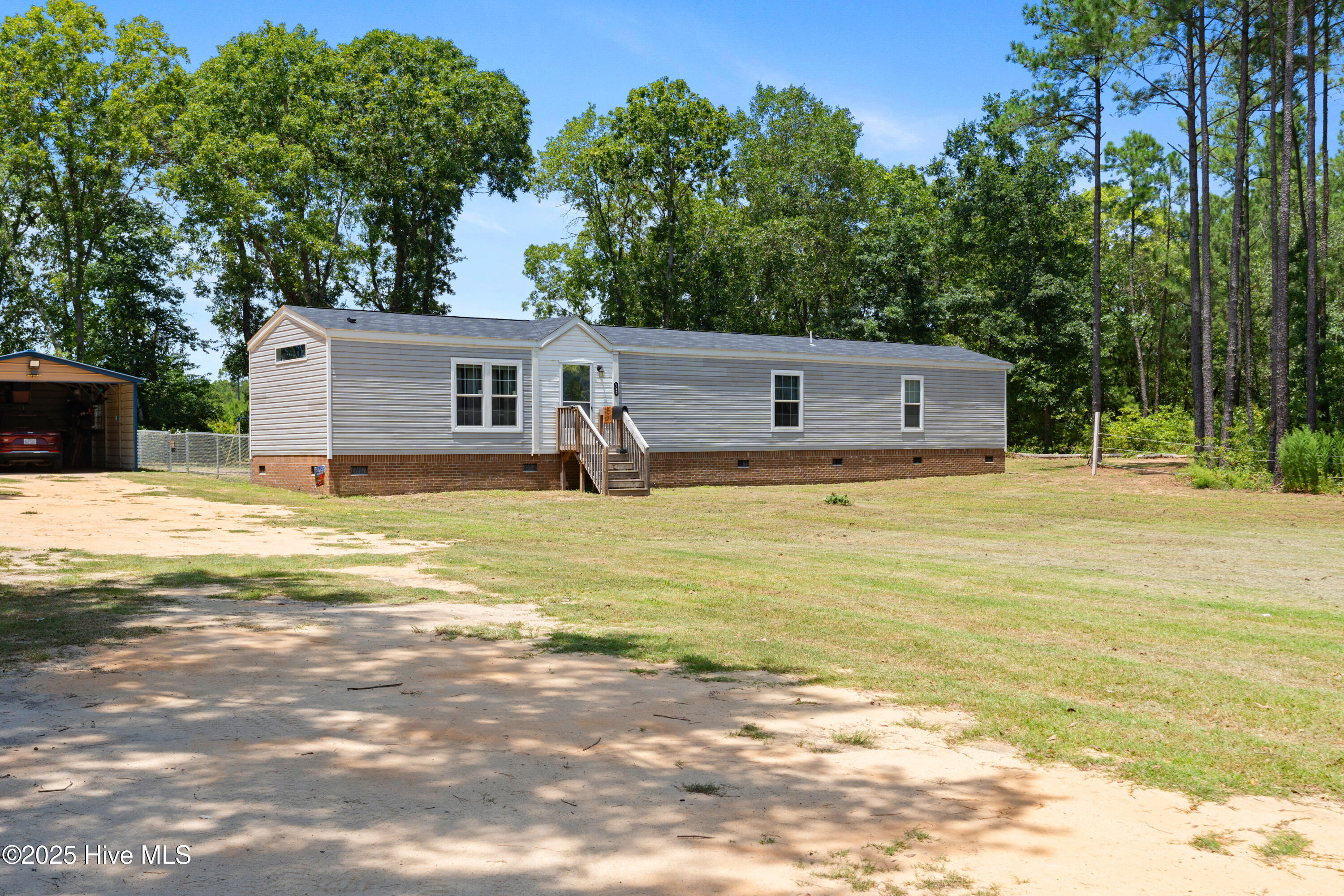 Property Photo: 225 Dirt Road NC 28345