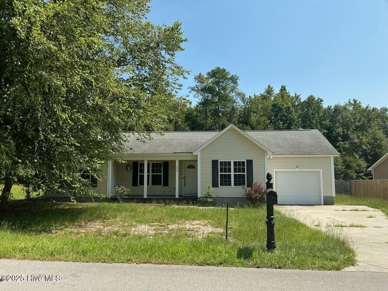 Property Photo:  103 Worvin Lane  NC 28574 