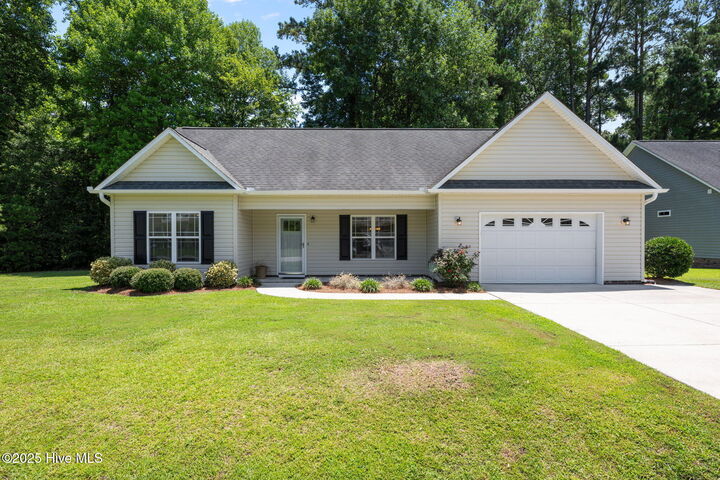 403 Satterfield Drive  New Bern NC 28560 photo