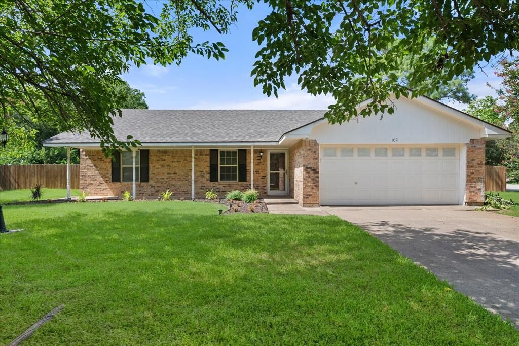 Property Photo:  102 E Hopper Street  TX 76009