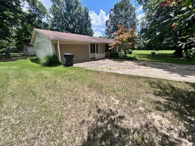 Property Photo: 219 Maurita AR 72401