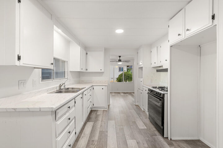 Property Photo:  1145 E Evans Creek Road  OR 97537 