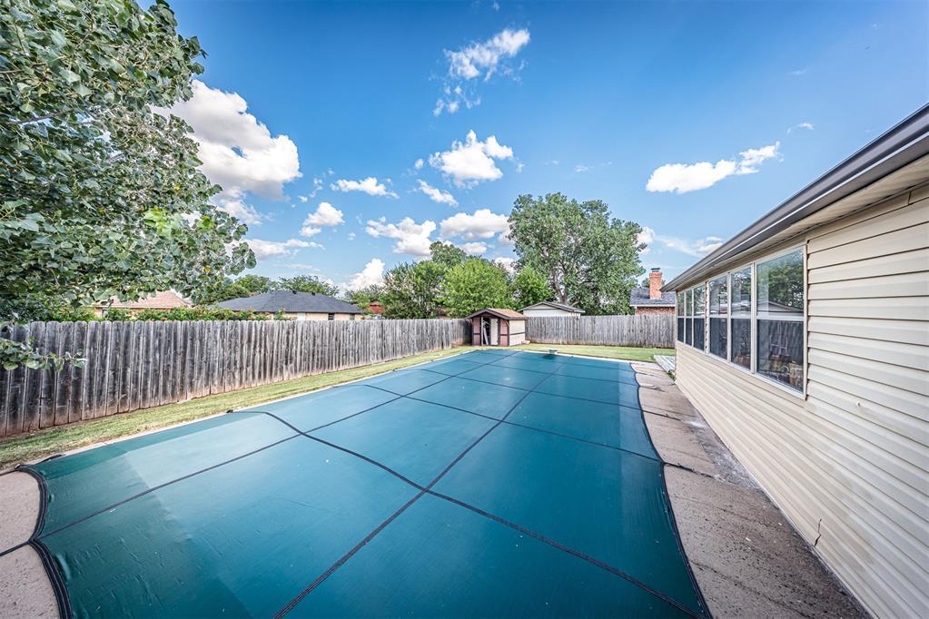 Property Photo: 510 SW 70th Street OK 73505