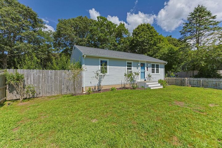 Property Photo:  19 Leonard Dr  MA 02536 