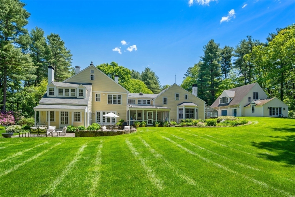 Property Photo: 4 Claybrook Rd MA 02030