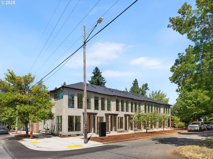6013 NE 30th Ave 3  Portland OR 97211 photo