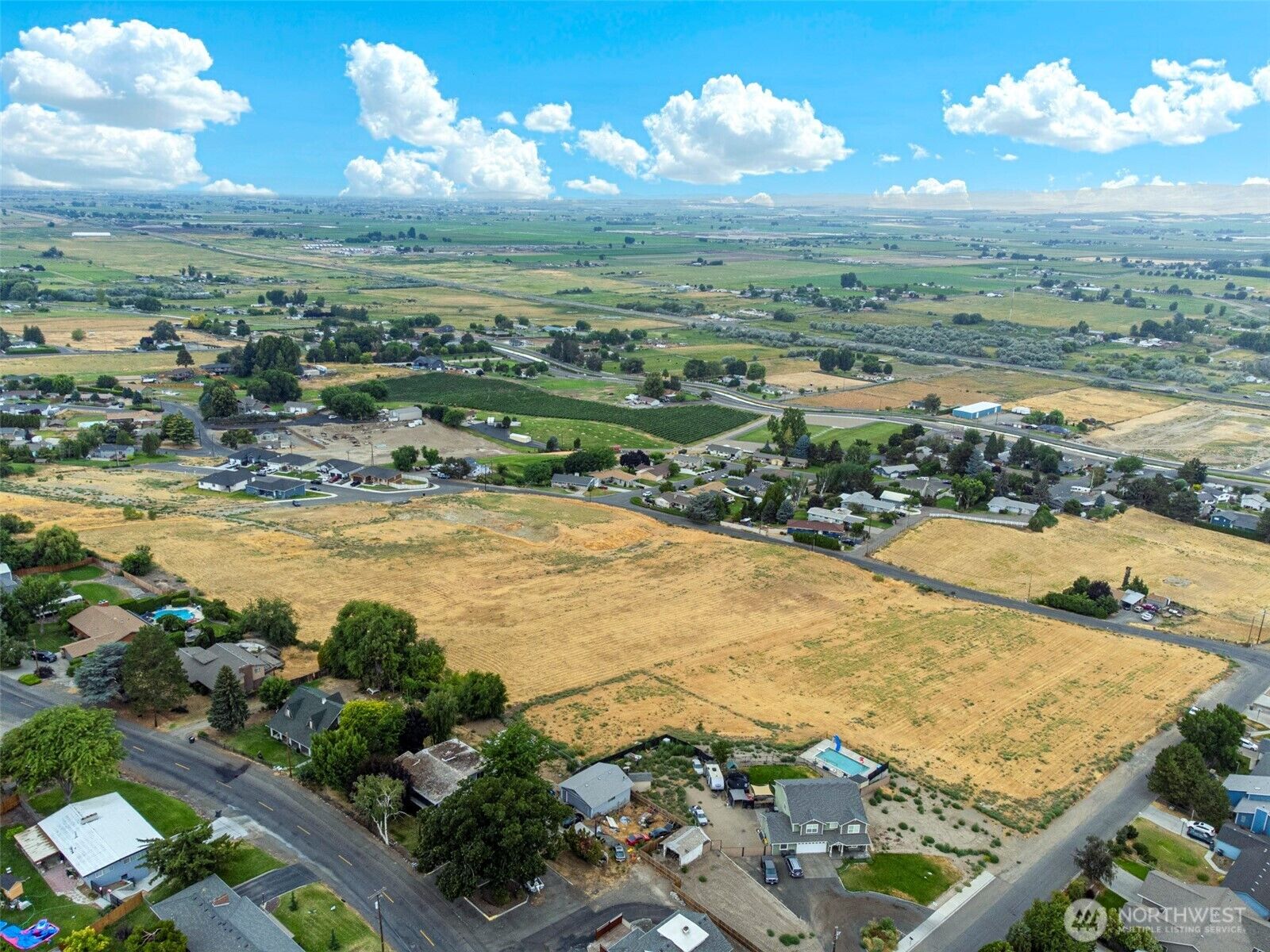 Property Photo: 2 Tbd Columbia Heights Lot 2 WA 98944