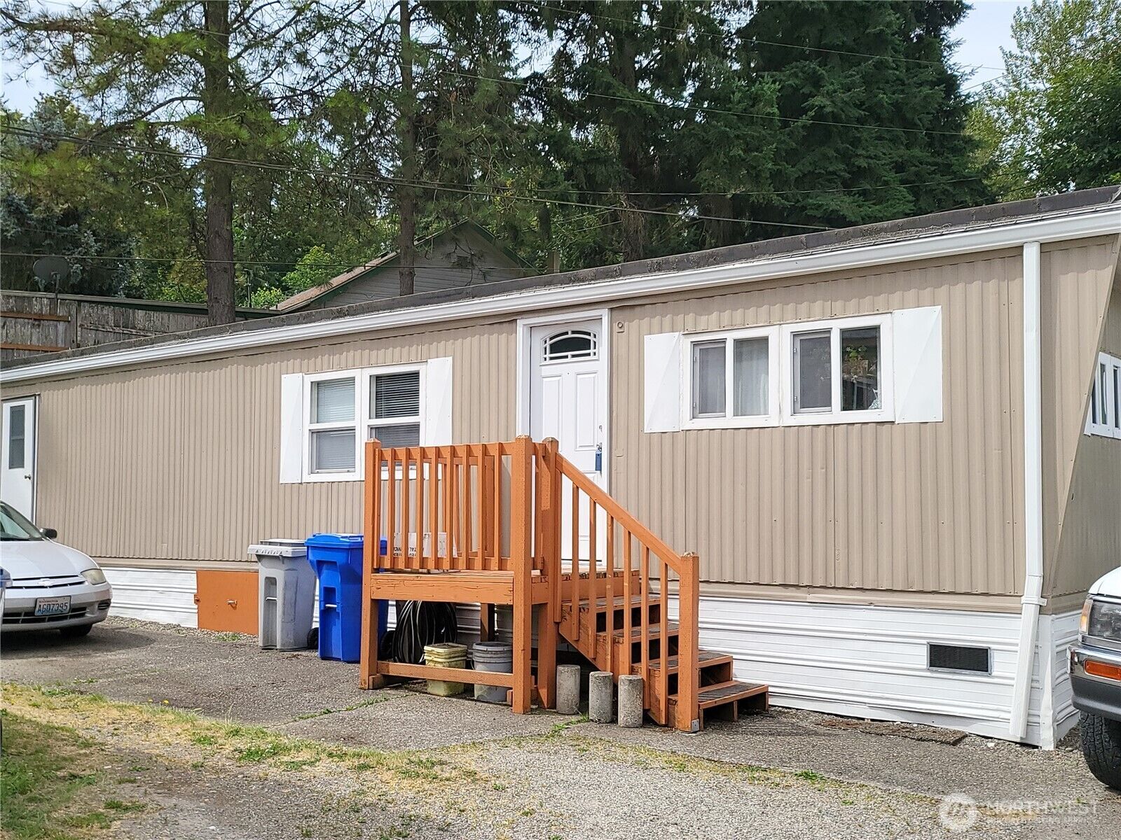 Property Photo:  11414  164th Avenue SE 45  WA 98059 