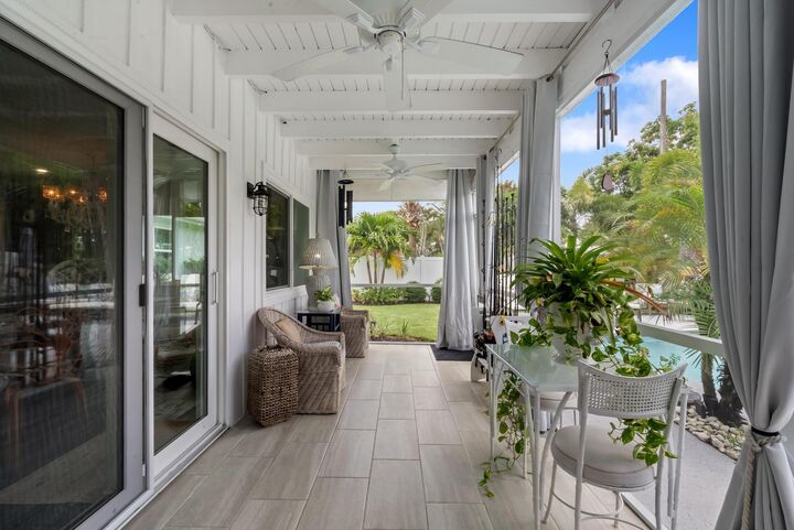 Property Photo: 2122 Northridge Road FL 33444